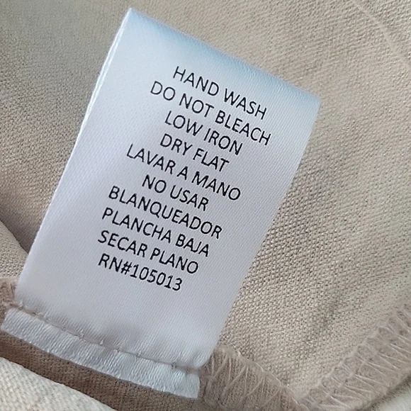 Andree bu Unit Taupe Button Keyhole back top XL - Picture 5 of 6